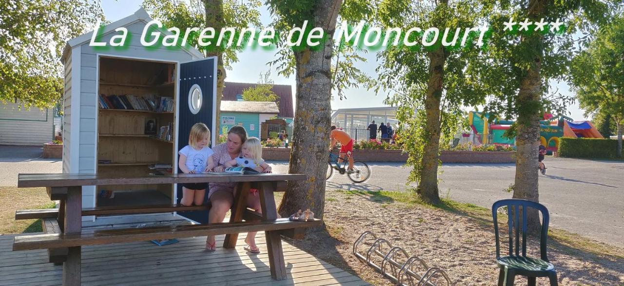 Camping La Garenne De Moncourt Rue  Esterno foto