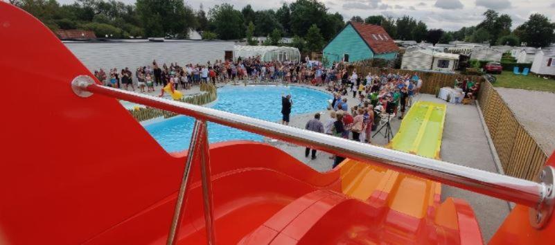 Camping La Garenne De Moncourt Rue  Esterno foto