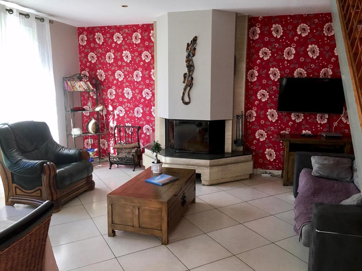 Camping La Garenne De Moncourt Rue  Esterno foto