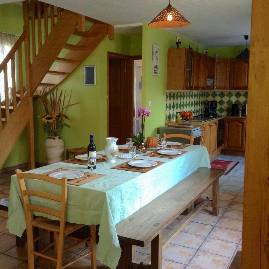 Camping La Garenne De Moncourt Rue  Esterno foto